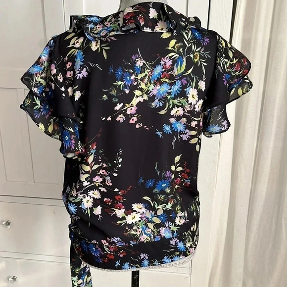 PARKER Floral Short Sleeve Ruffle Wrap Blouse, Size M - Picture 8 of 14